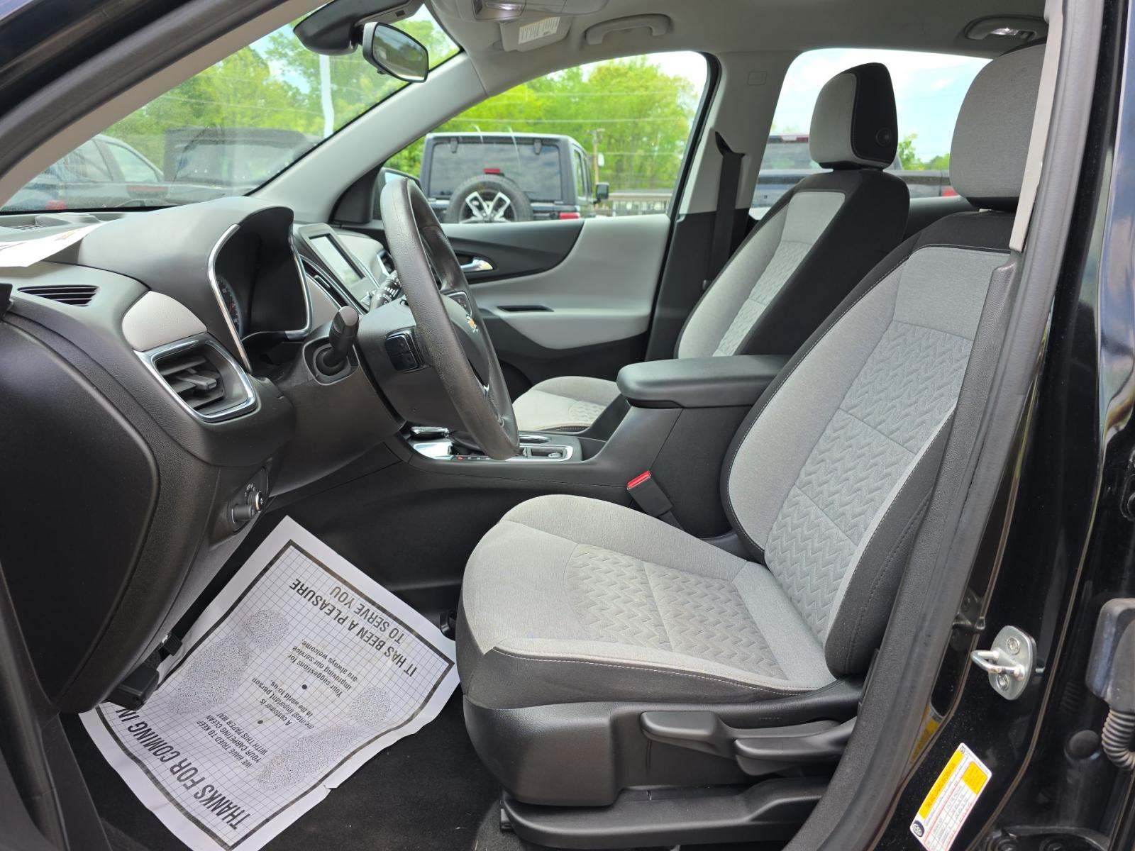 2022 Chevrolet Equinox LS FWD