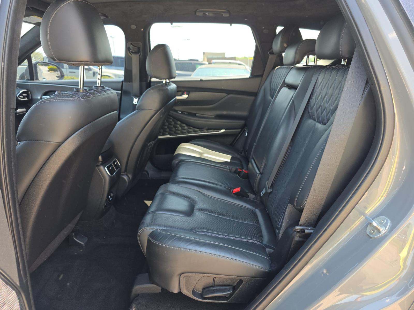 2021 Hyundai Santa Fe Ultimate Calligraphy AWD