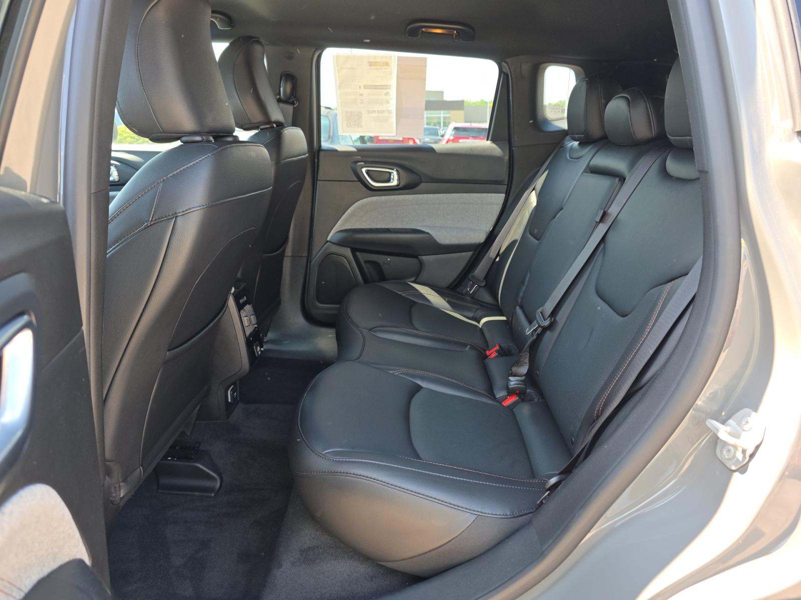 2023 Jeep Compass Latitude Lux AWD
