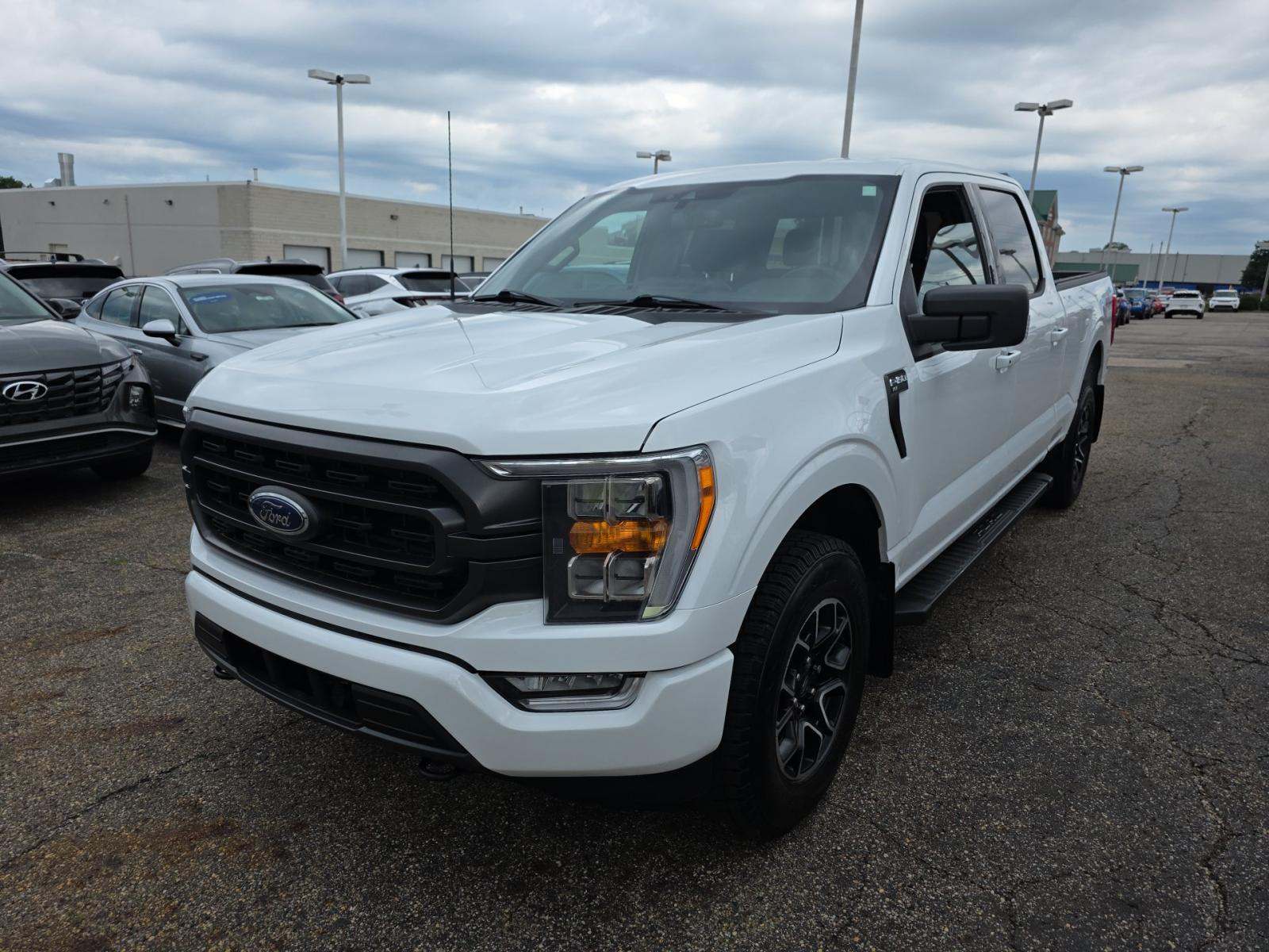 2023 Ford F-150 XLT AWD