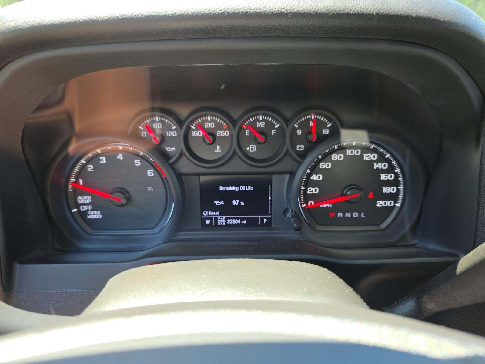 2022 Chevrolet Silverado 1500 Custom AWD