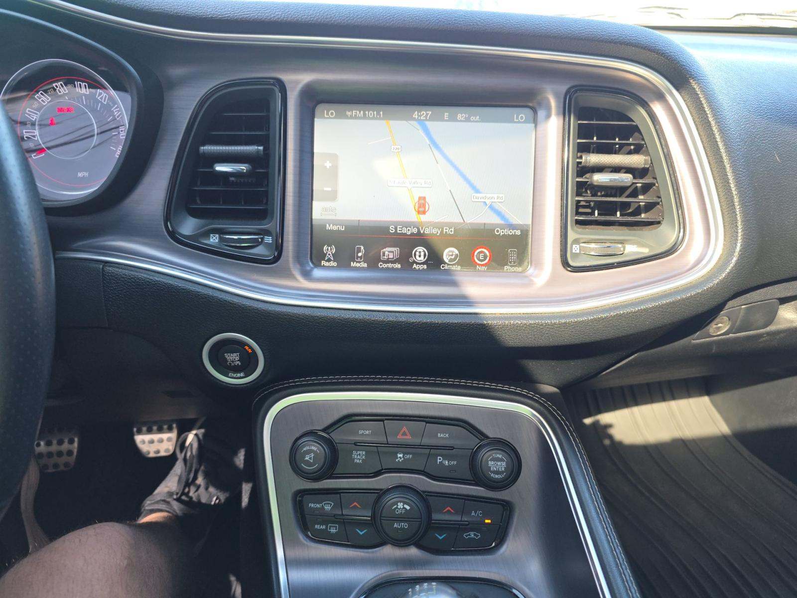 DODGE CHALLENGER - 6