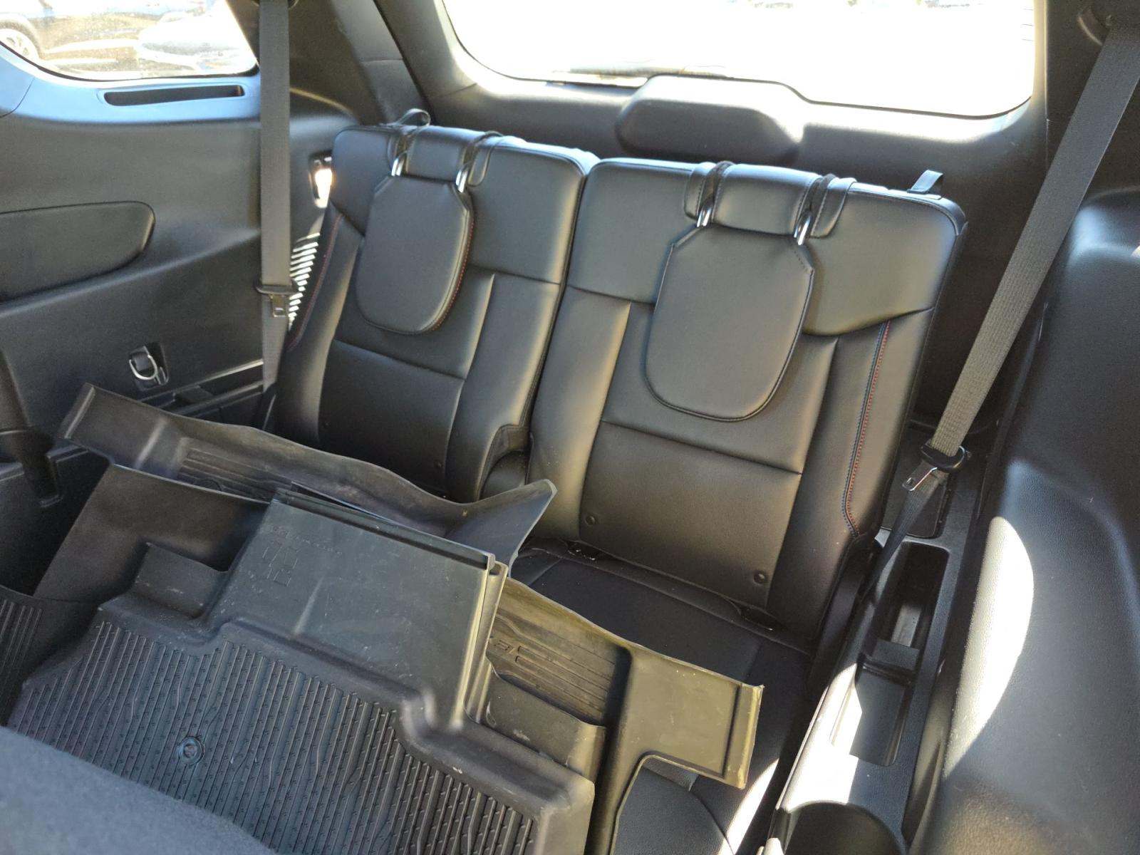 FORD EXPLORER - 10