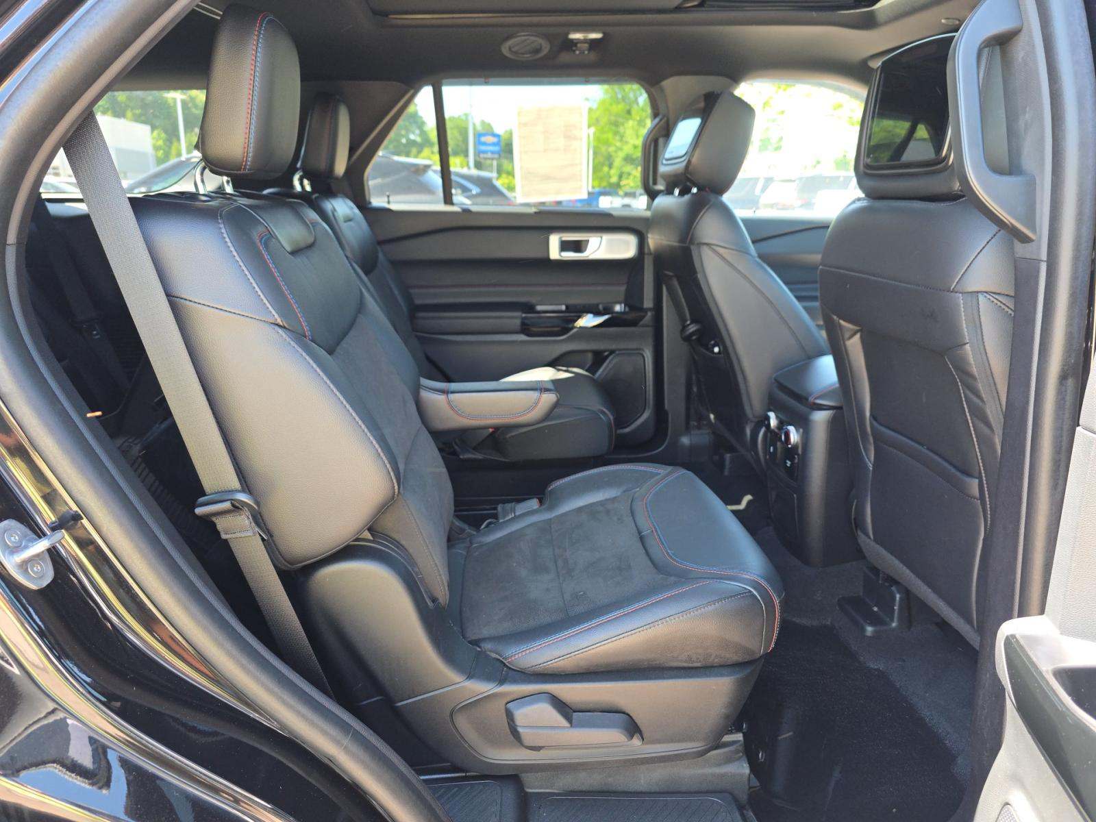 2023 Ford Explorer ST AWD