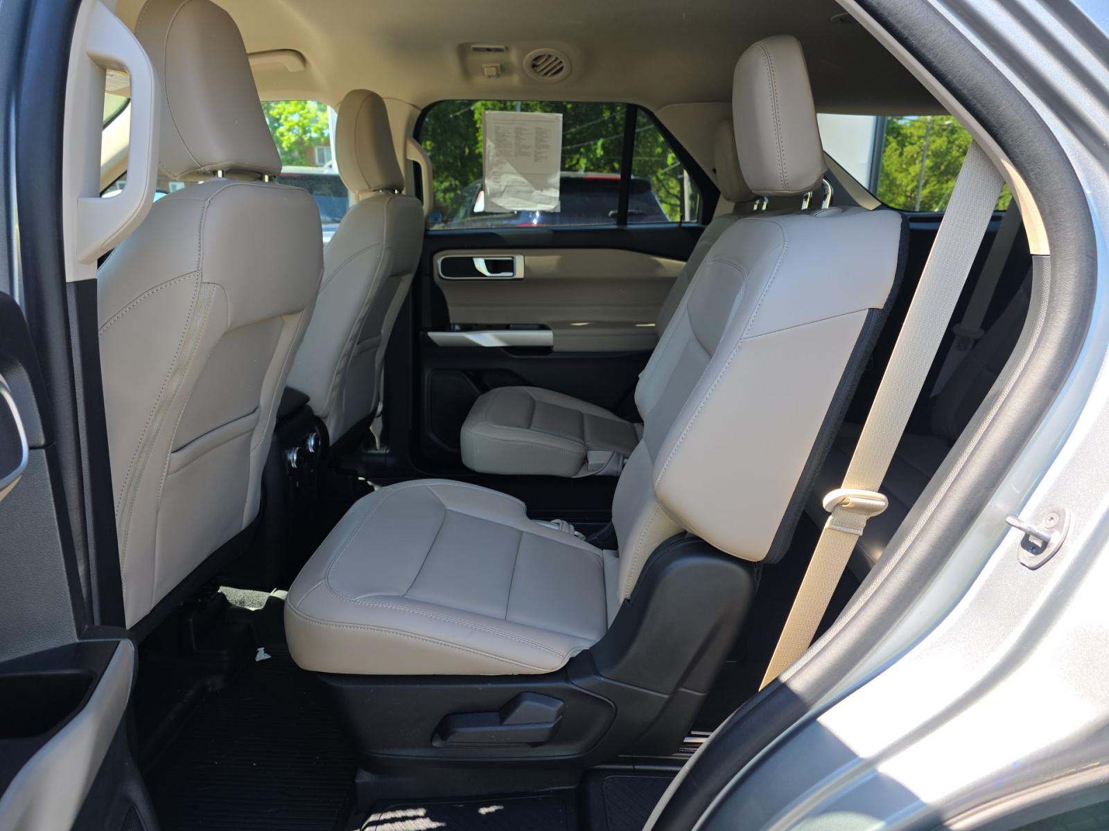 FORD EXPLORER - 9