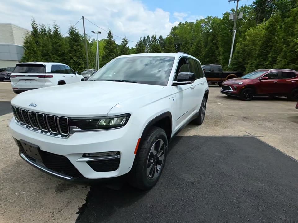2022 Jeep Grand Cherokee 4xe AWD