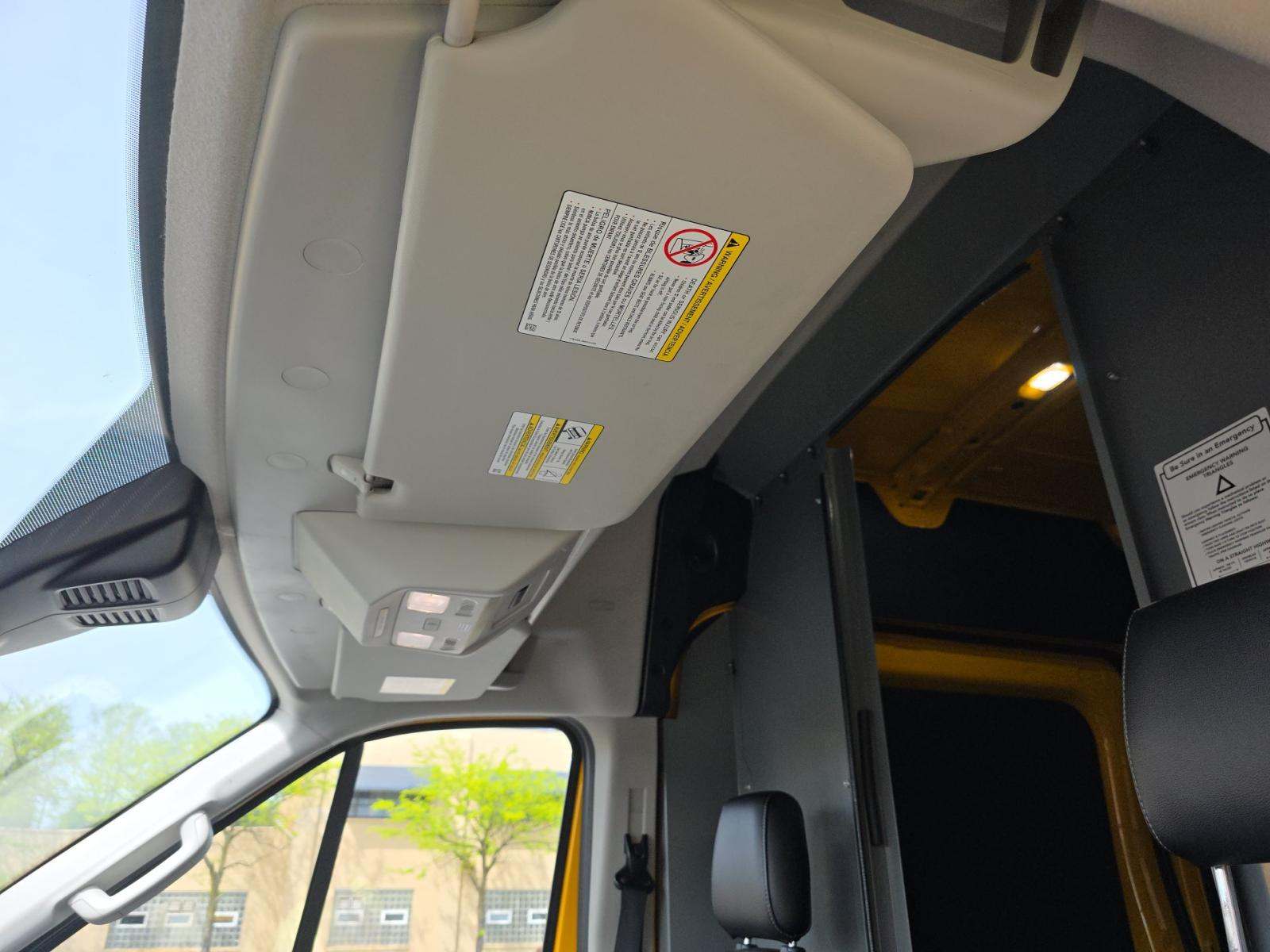 FORD TRANSIT 250 - 7