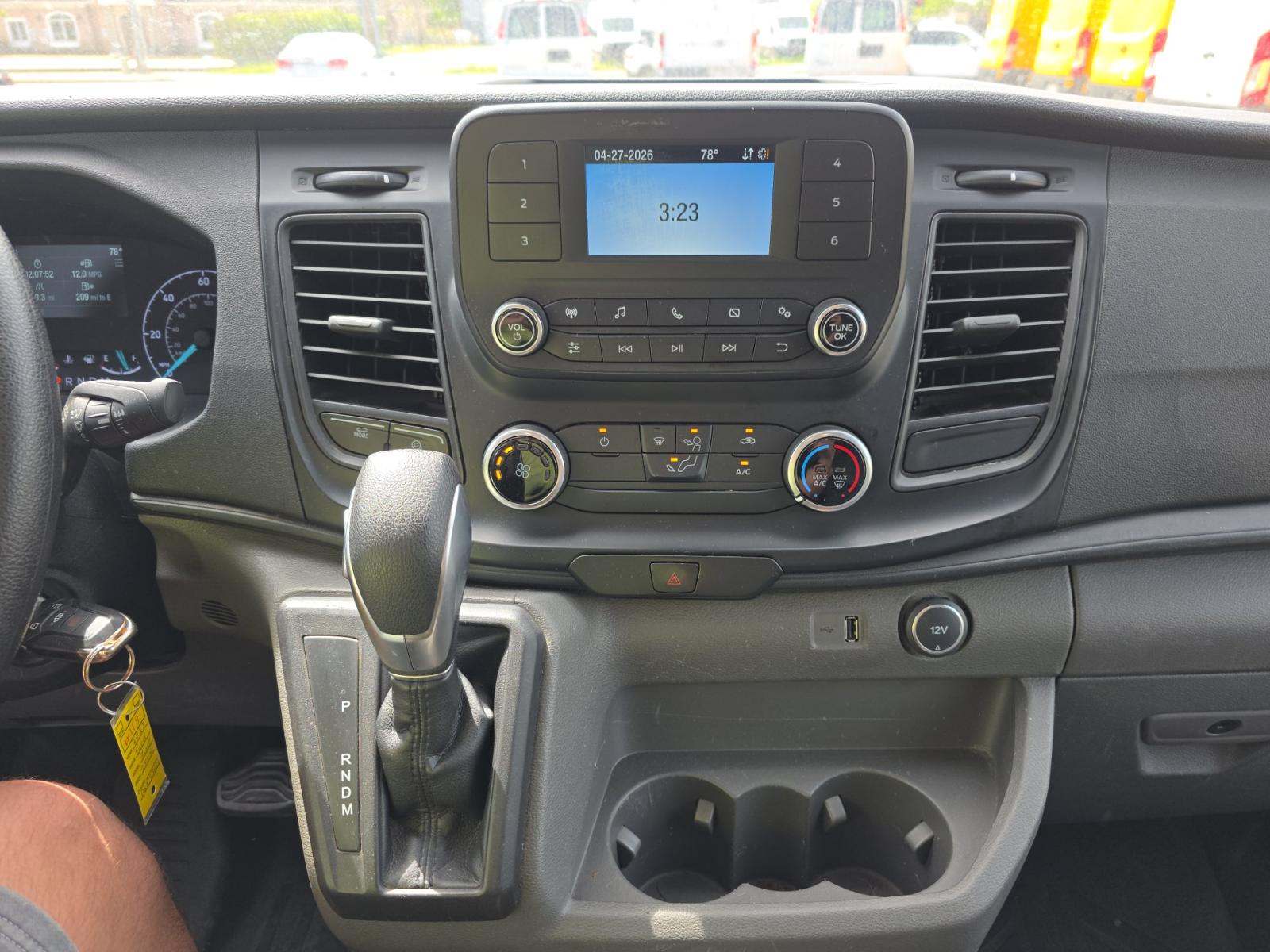 FORD TRANSIT 250 - 6