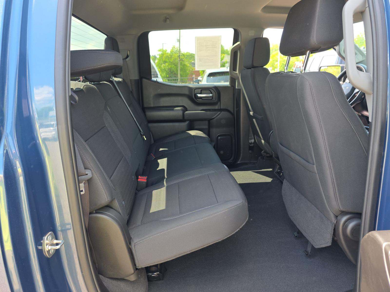 2024 Chevrolet Silverado 1500 Custom AWD