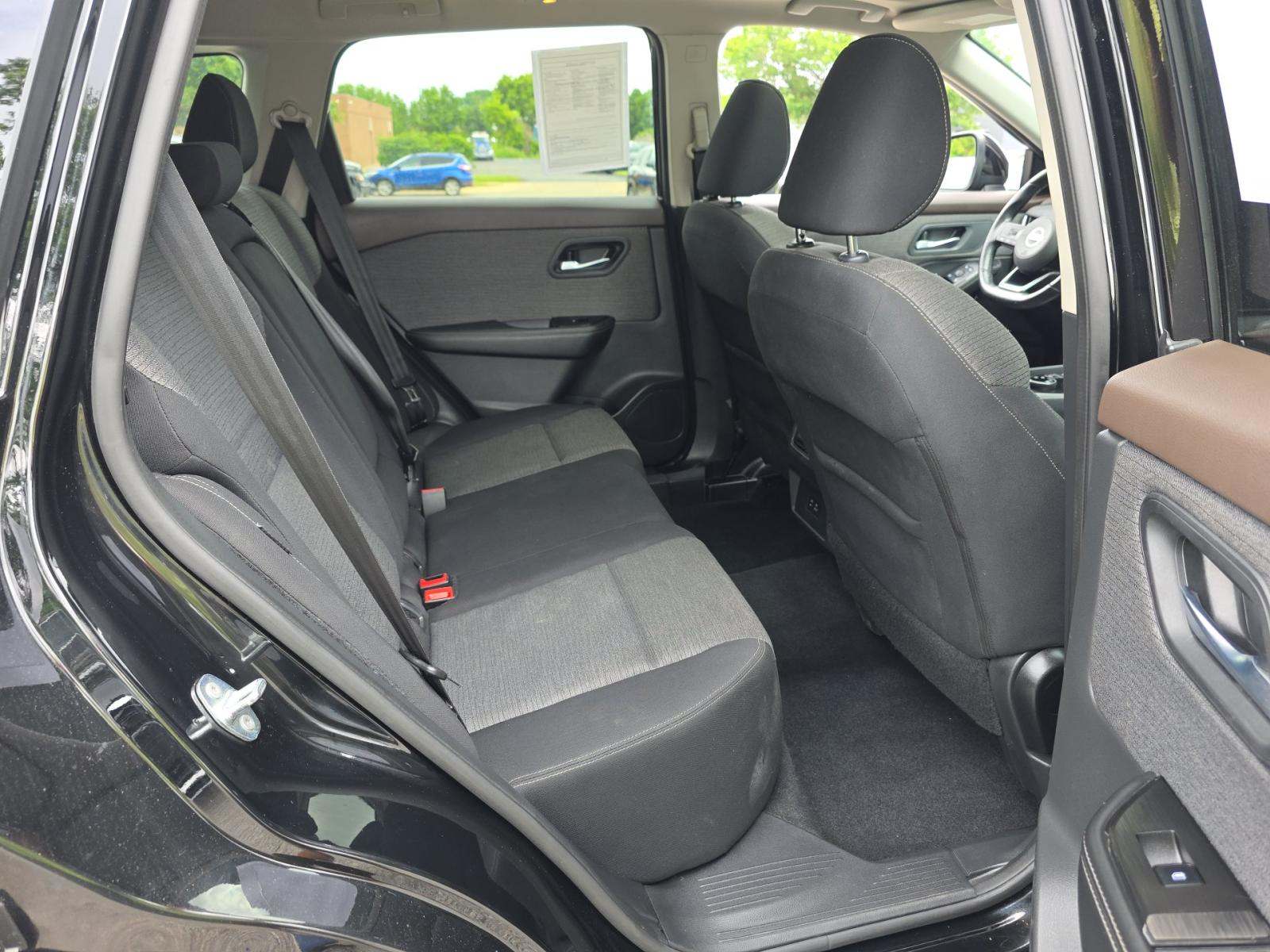 2021 Nissan Rogue SV AWD