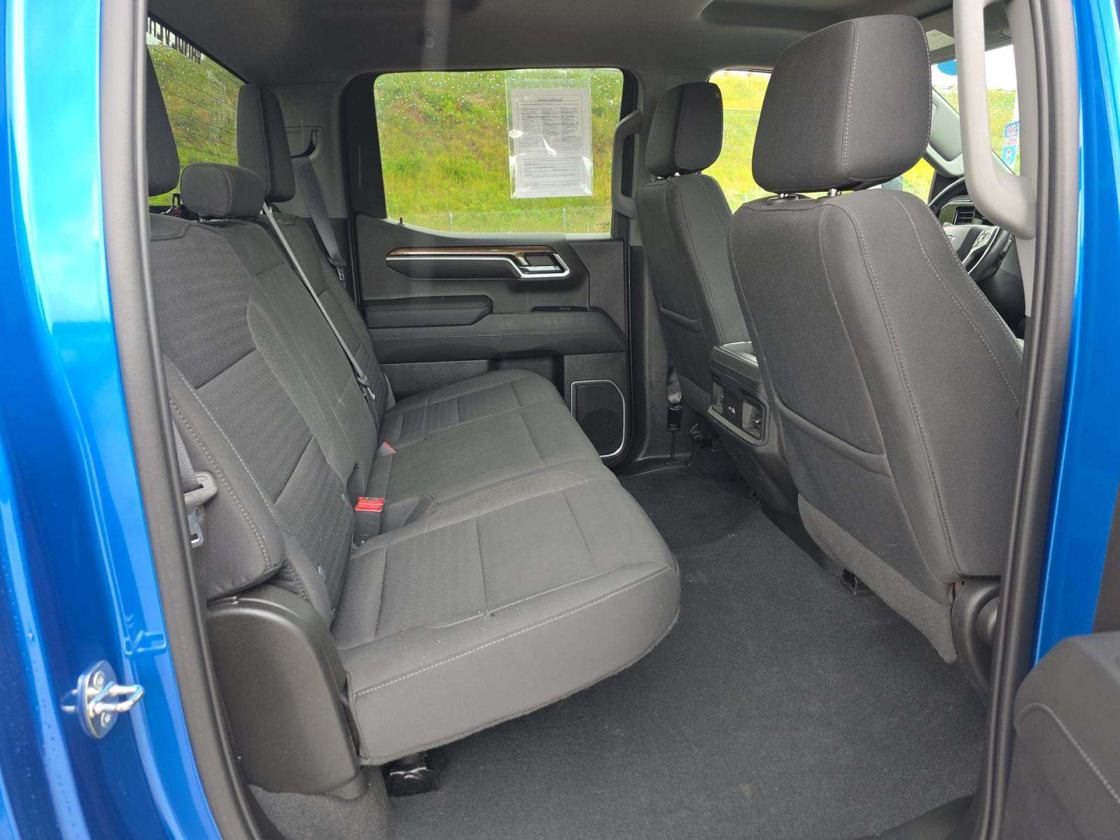 2022 Chevrolet Silverado 1500 RST AWD
