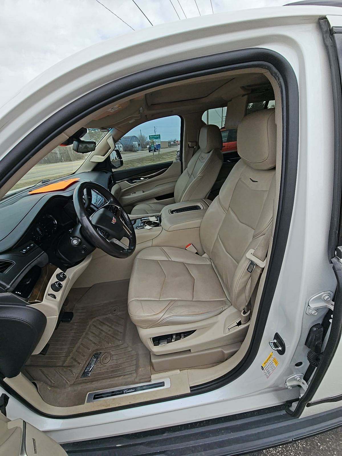 2020 Cadillac Escalade ESV Luxury AWD