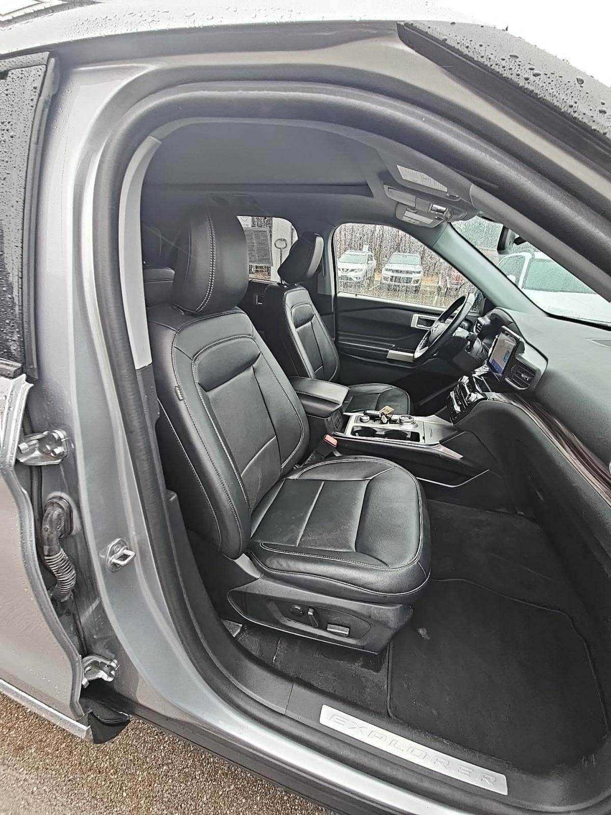 2022 Ford Explorer Limited AWD