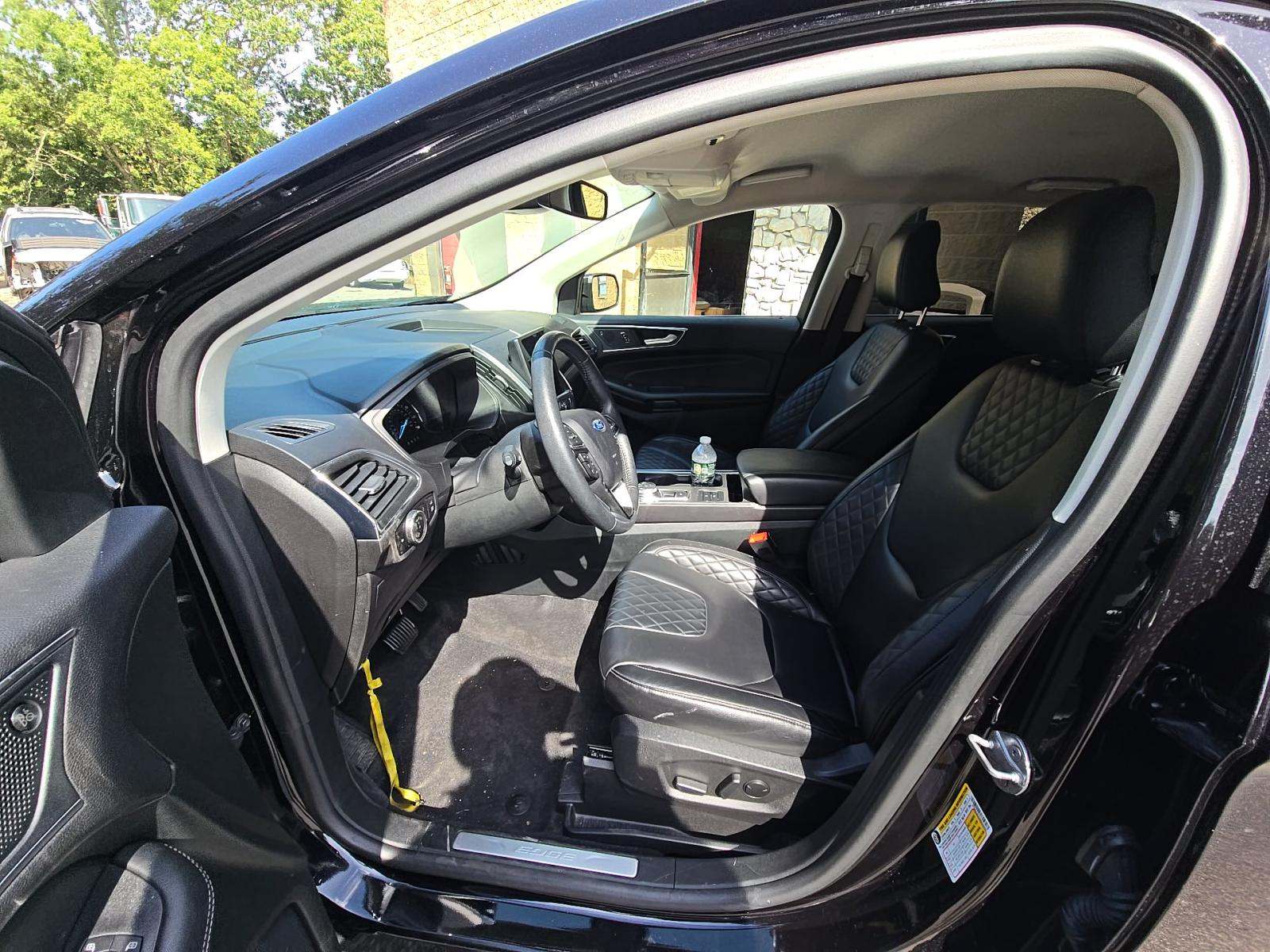 2024 Ford Edge Titanium AWD