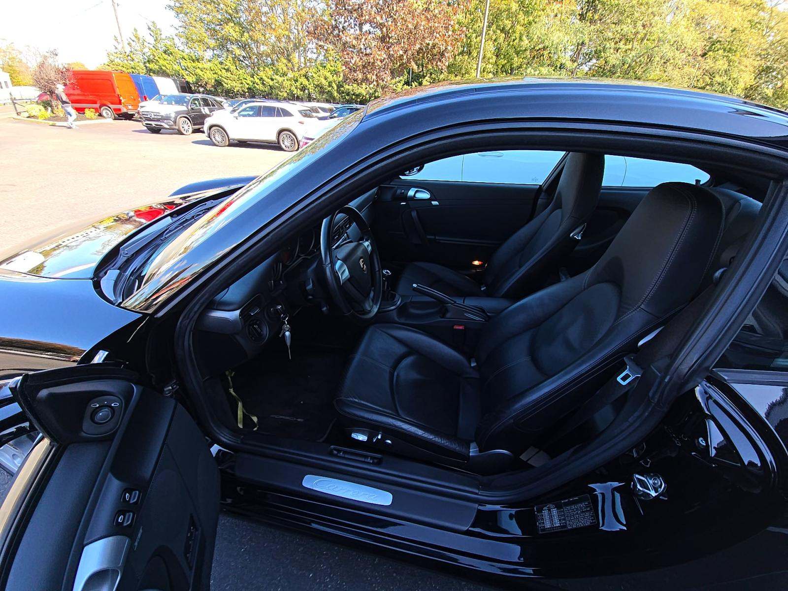 2005 Porsche 911 Carrera RWD