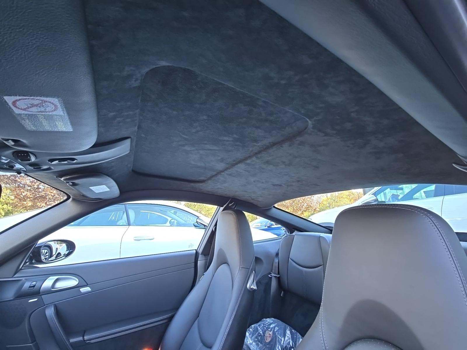 2005 Porsche 911 Carrera RWD