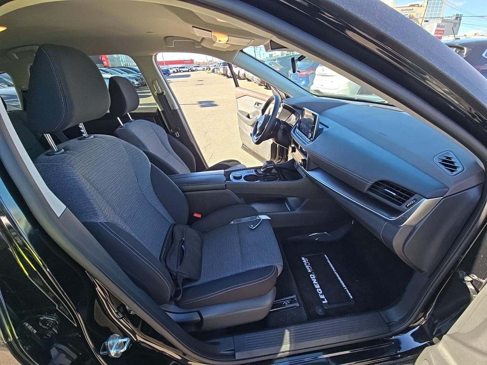 2023 Nissan Rogue SV AWD