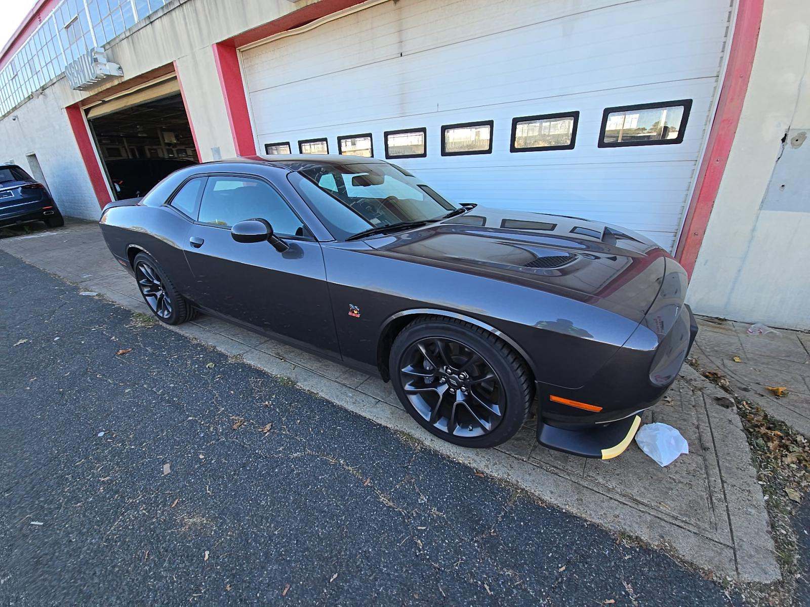 2022 Dodge Challenger R/T Scat Pack RWD