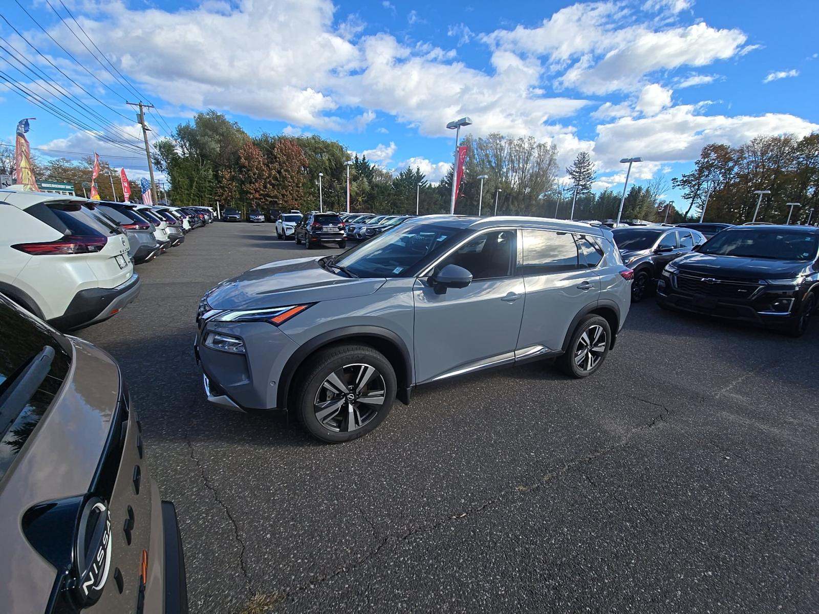 2023 Nissan Rogue Platinum AWD