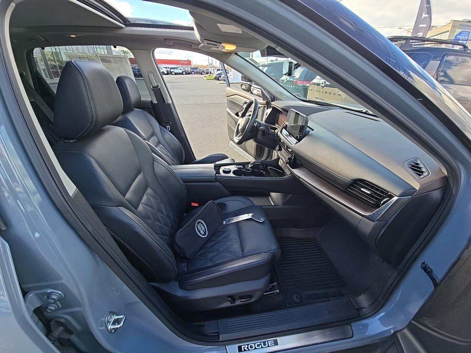 2023 Nissan Rogue Platinum AWD