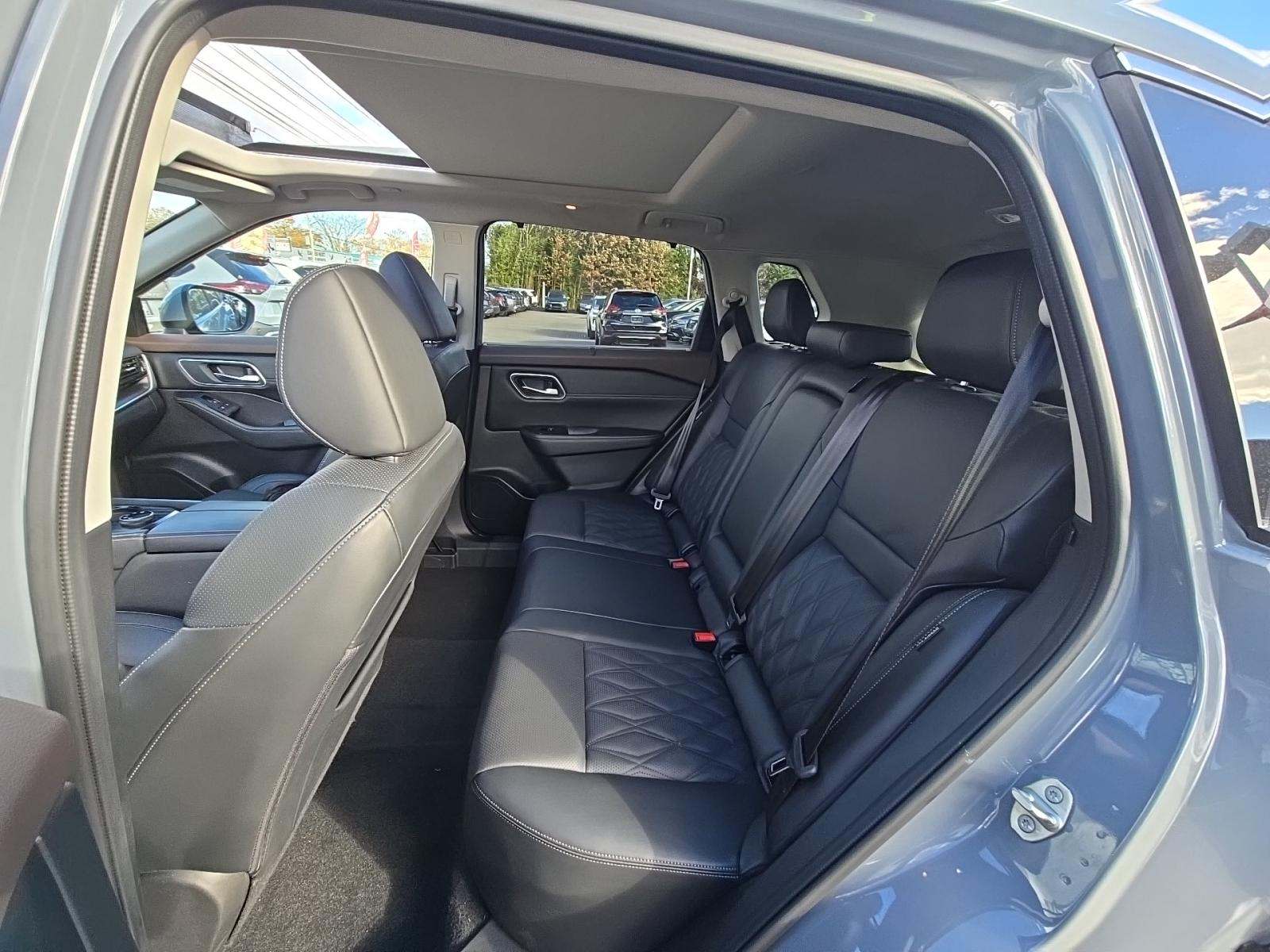 2023 Nissan Rogue Platinum AWD