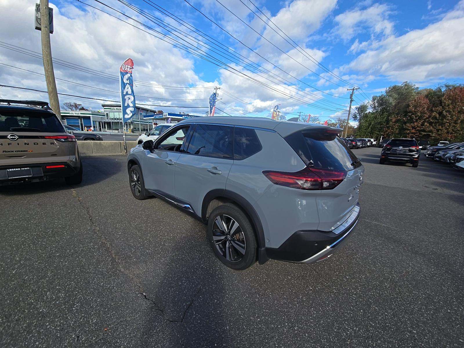 2023 Nissan Rogue Platinum AWD