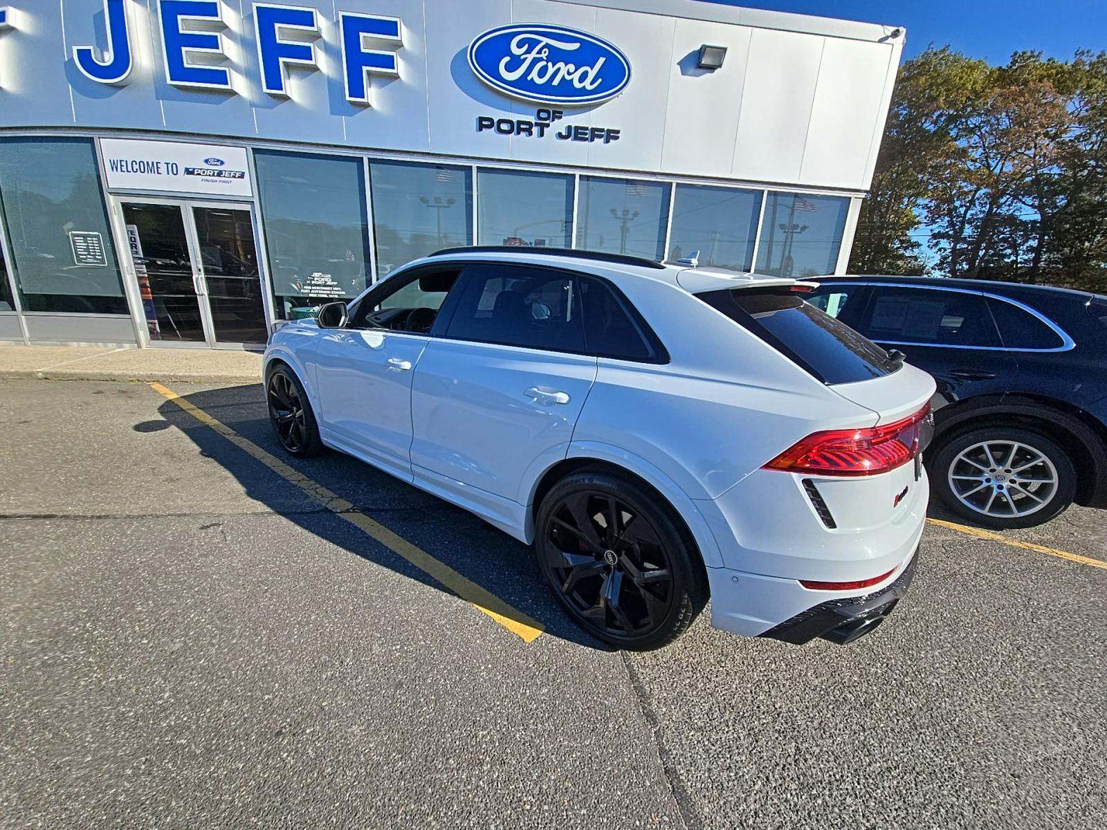 2024 Audi RS Q8 Base AWD