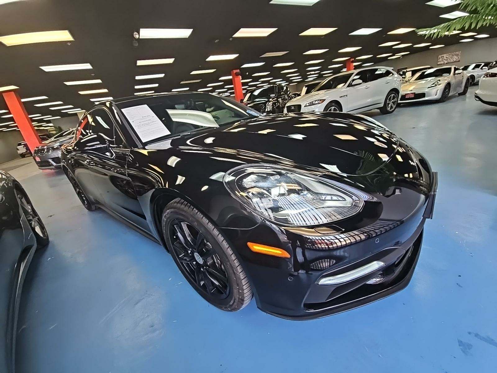 2017 Porsche Panamera Base RWD