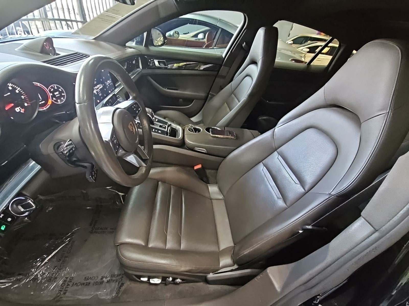 2017 Porsche Panamera Base RWD