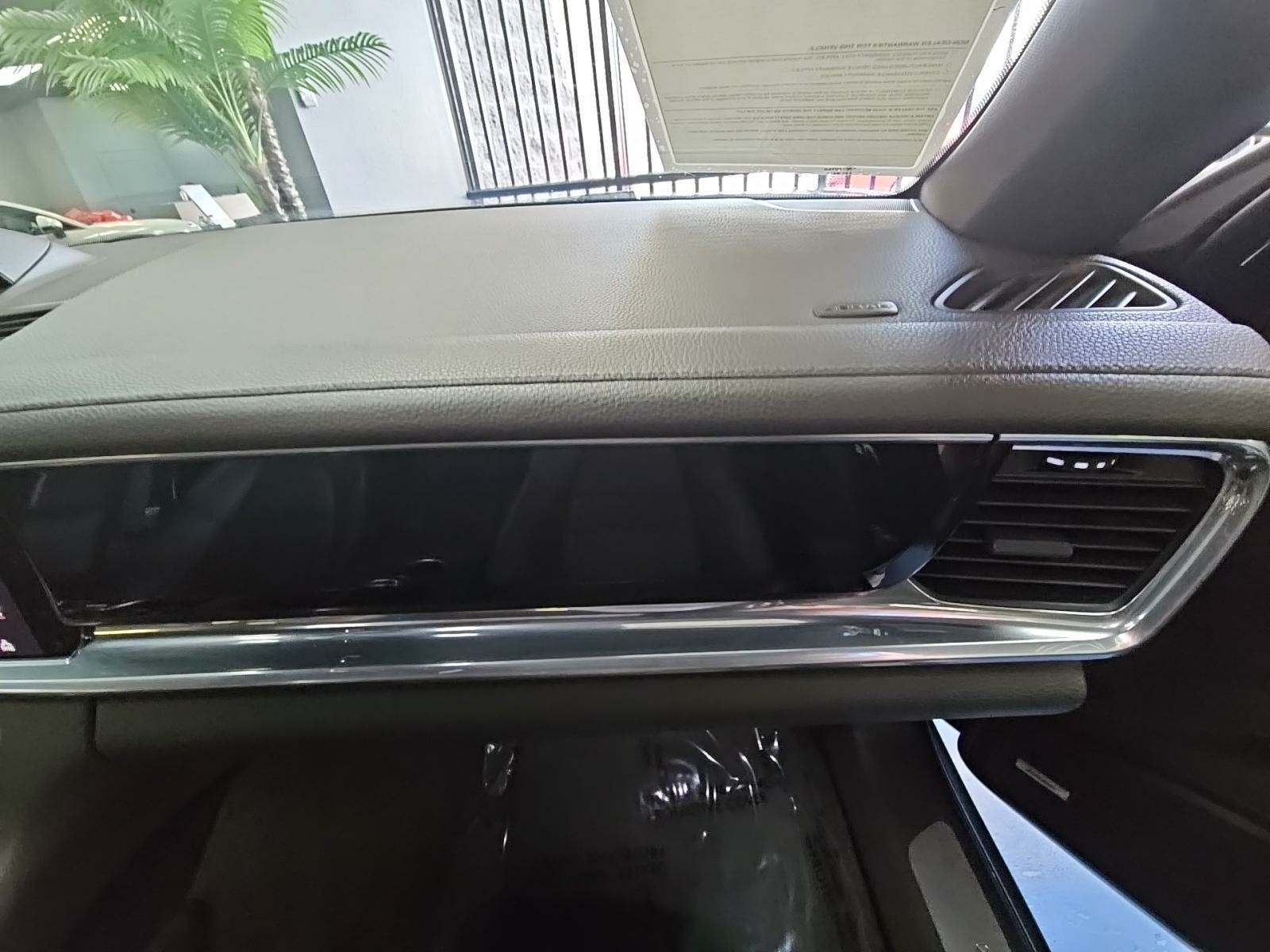 2017 Porsche Panamera Base RWD