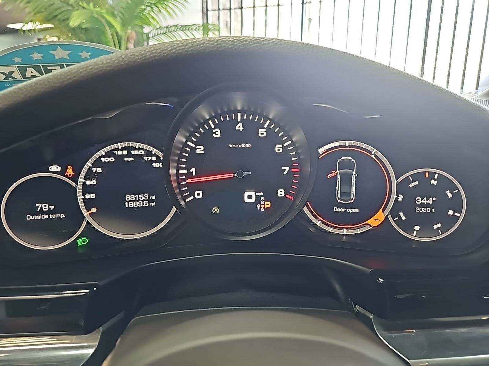 2017 Porsche Panamera Base RWD