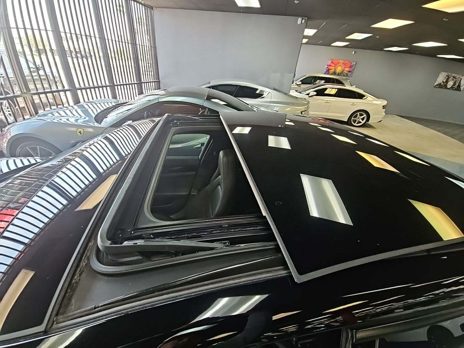 2017 Porsche Panamera Base RWD