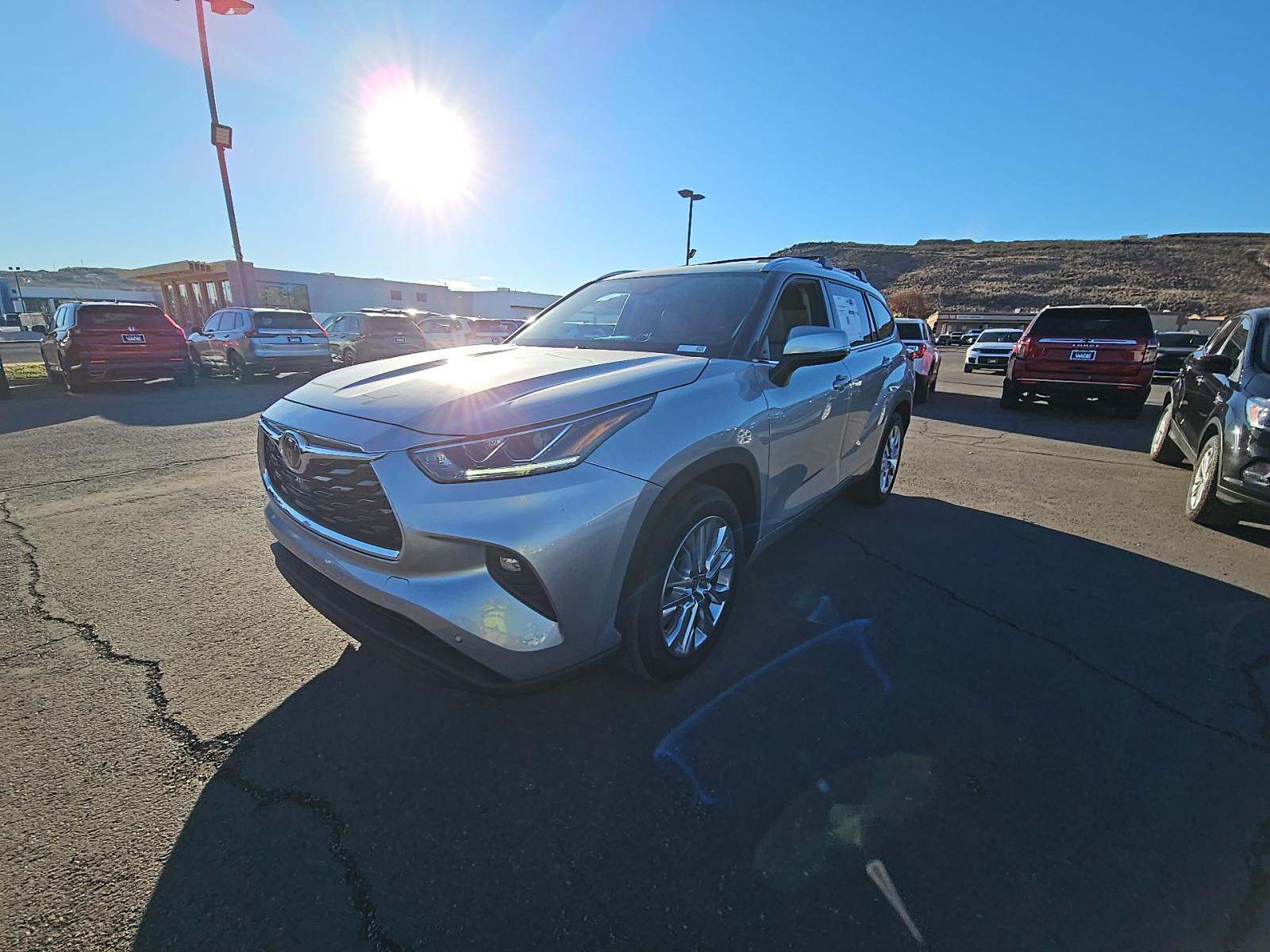 2022 Toyota Highlander Limited FWD