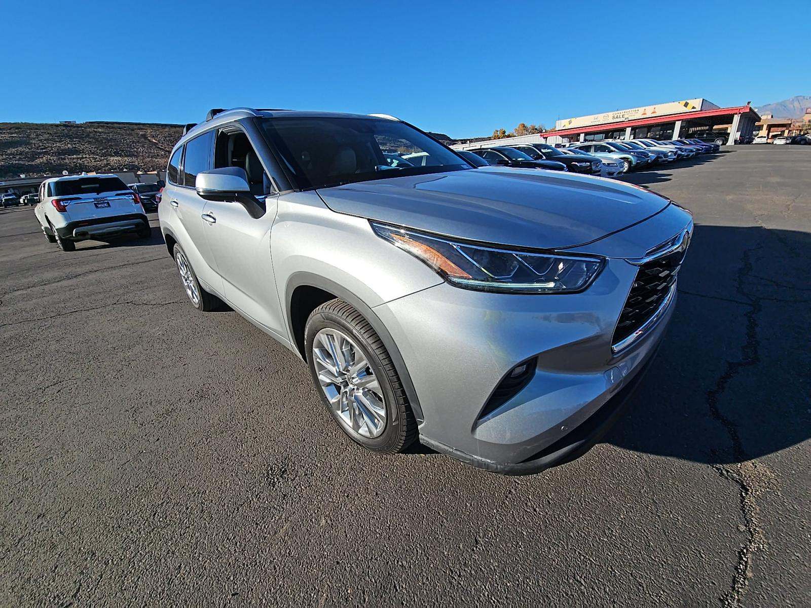 2022 Toyota Highlander Limited FWD