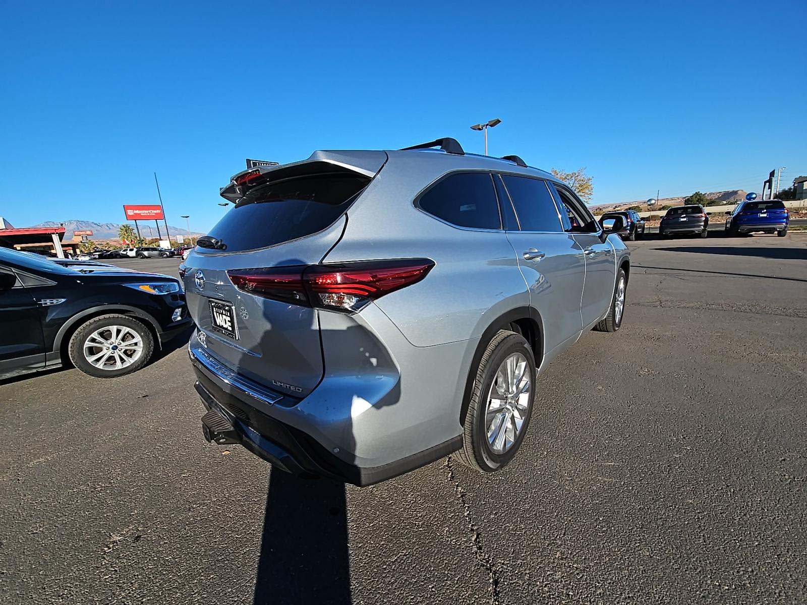 2022 Toyota Highlander Limited FWD