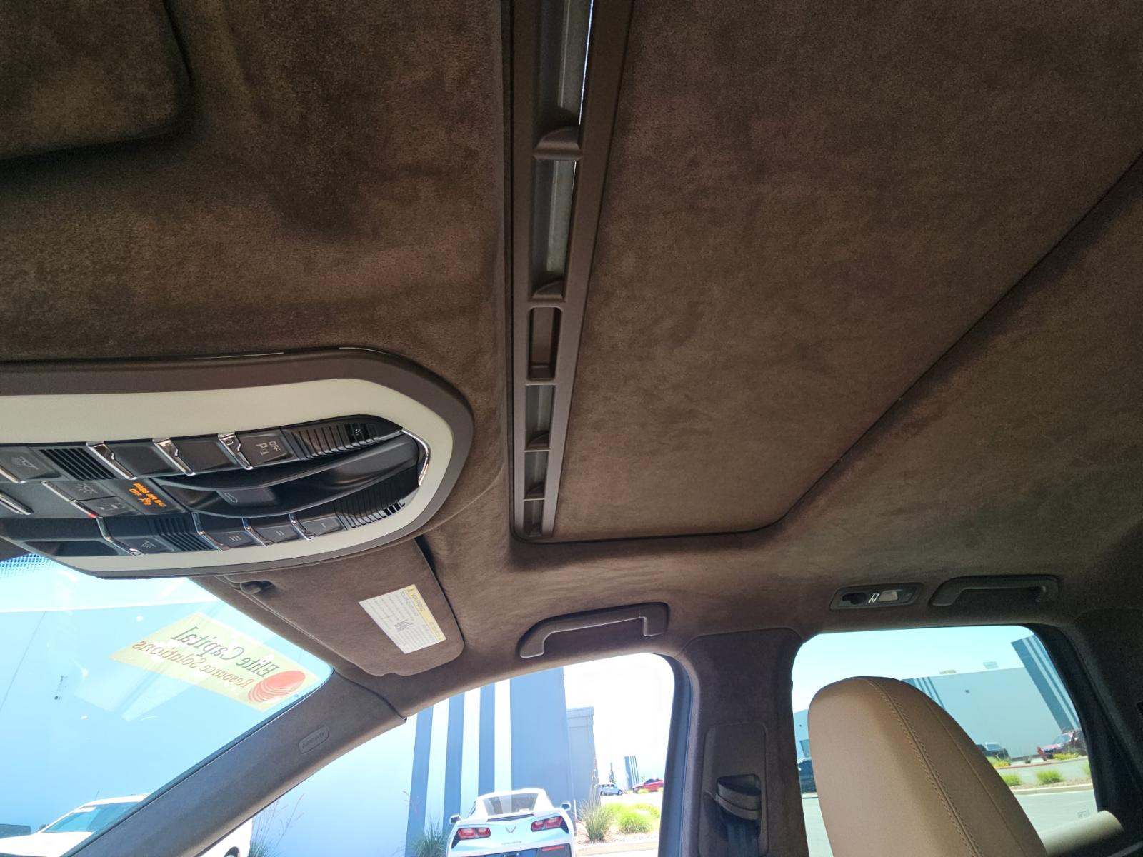 PORSCHE CAYENNE - 7