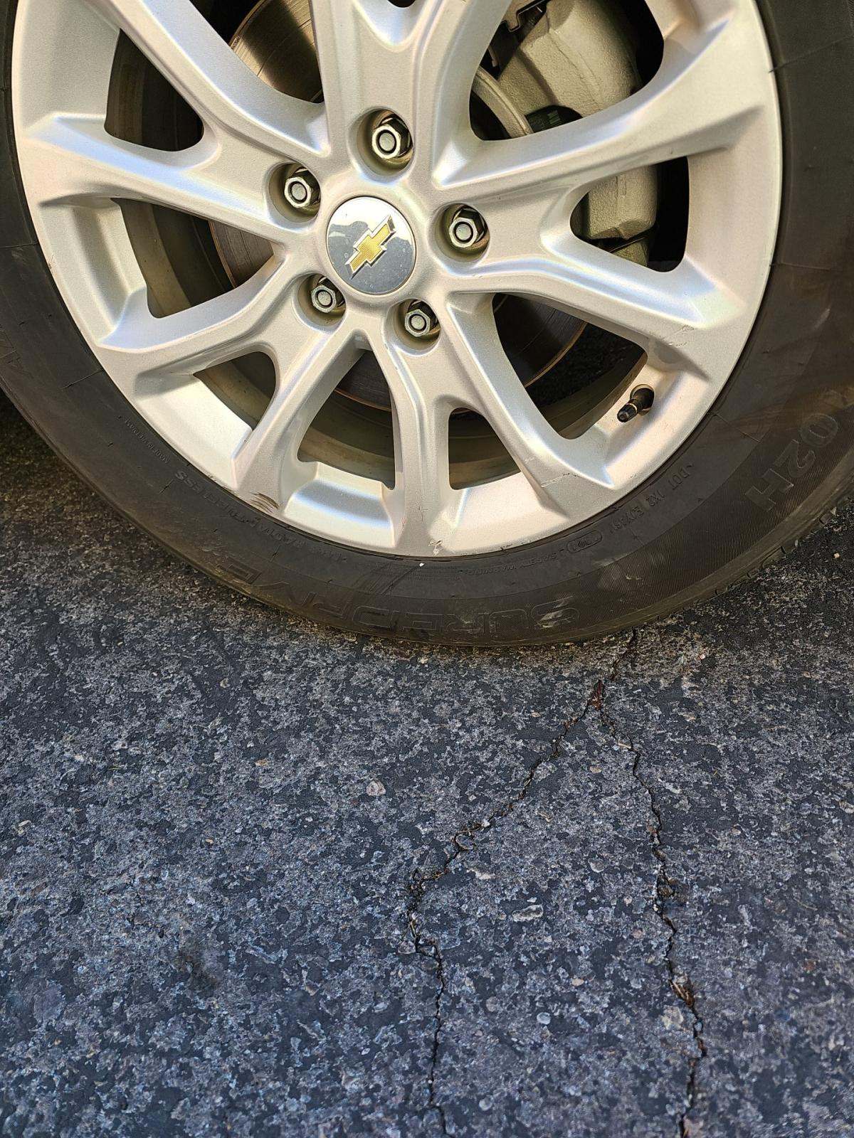2021 Chevrolet Equinox LS AWD