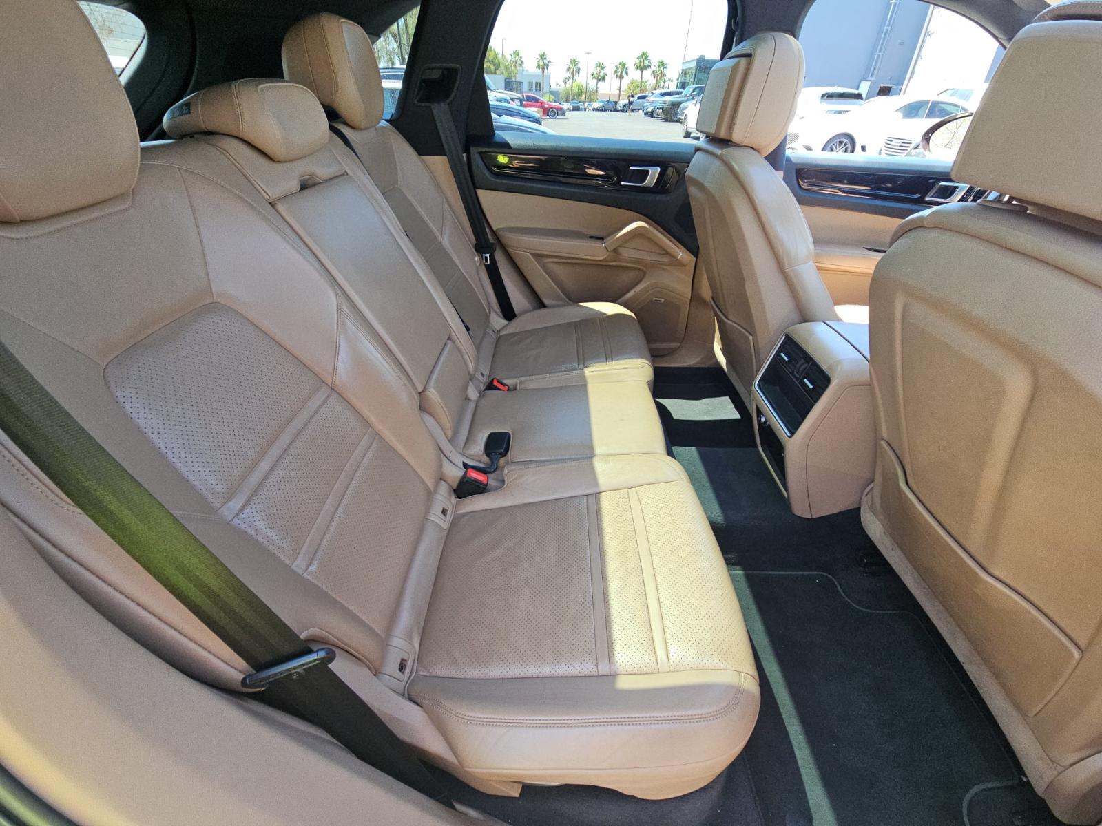 2019 Porsche Cayenne S AWD