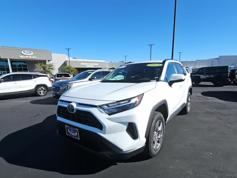 2023 Toyota RAV4 XLE FWD