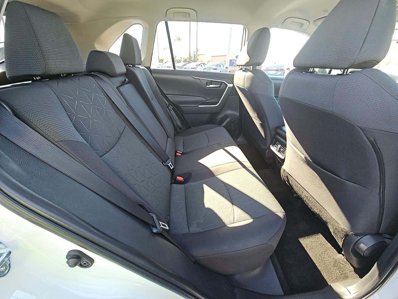 2023 Toyota RAV4 XLE FWD