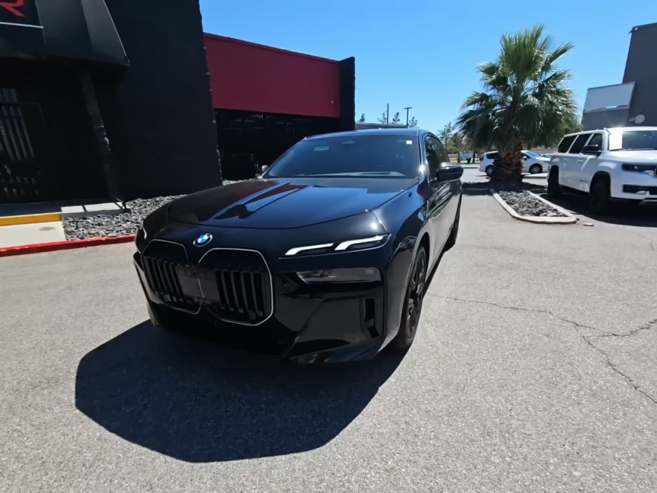 2025 BMW 7 Series 740i RWD