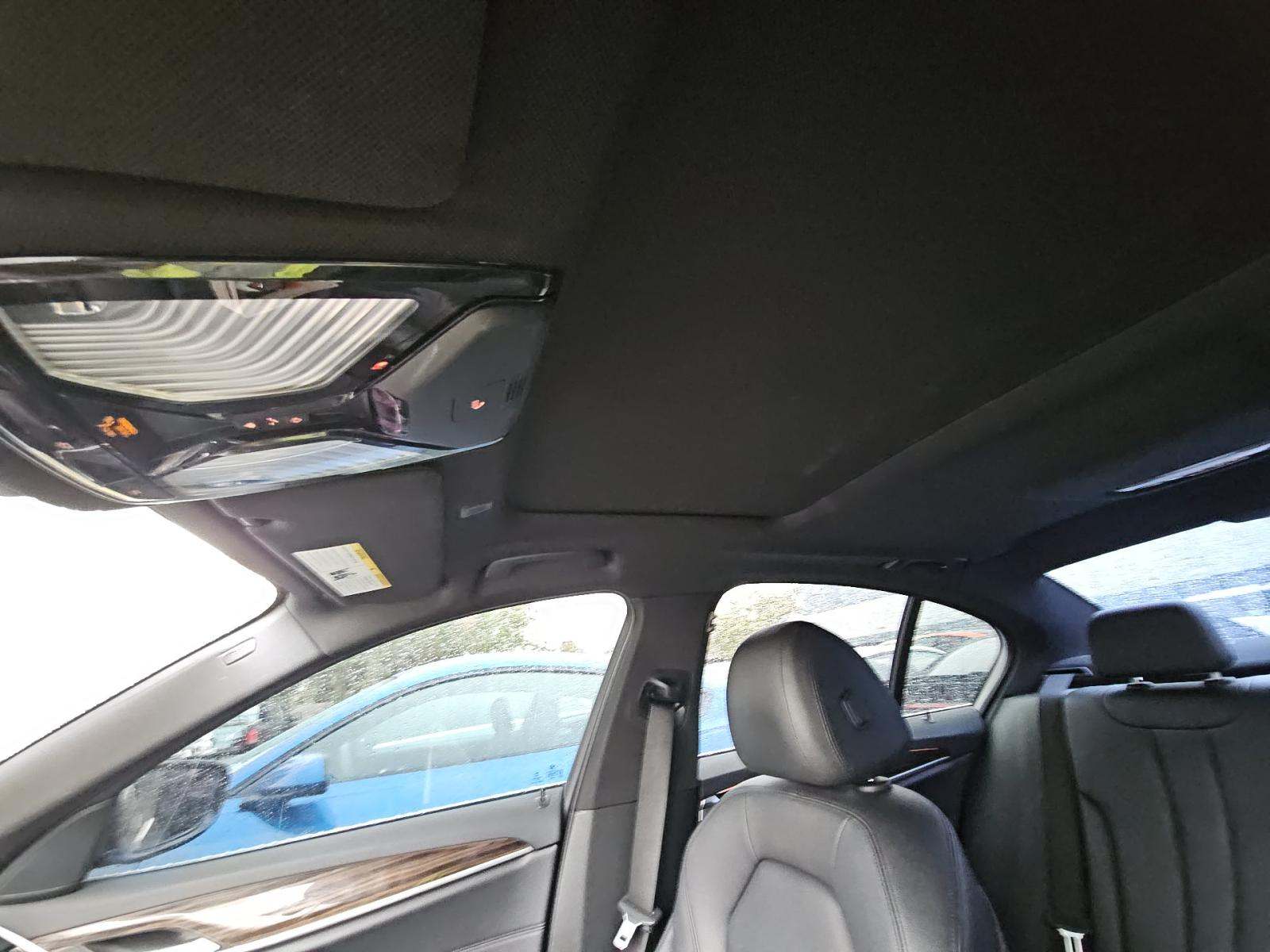 2017 BMW 5 Series 530i RWD