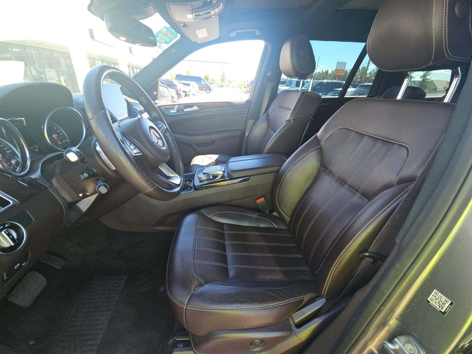 MERCEDES-BENZ GLS - 2