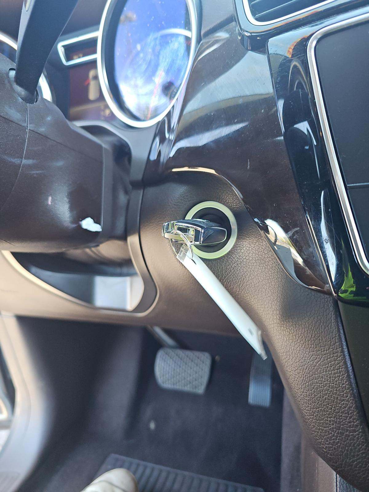 MERCEDES-BENZ GLS - 4