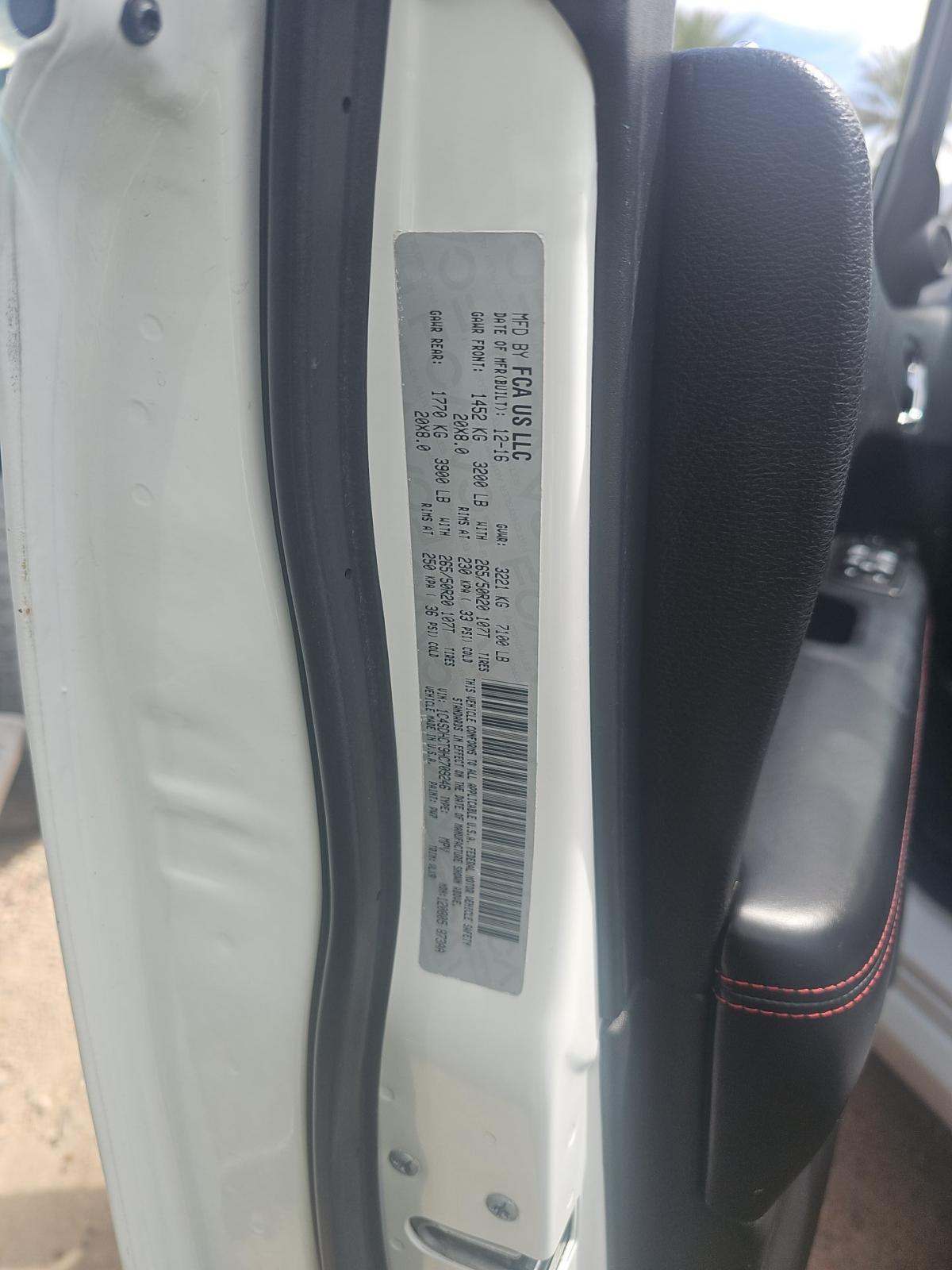 DODGE CHALLENGER - 5