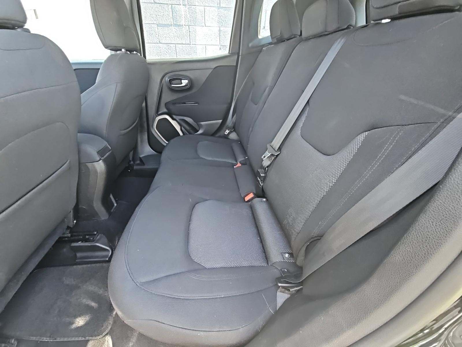 2017 Jeep Renegade Latitude FWD