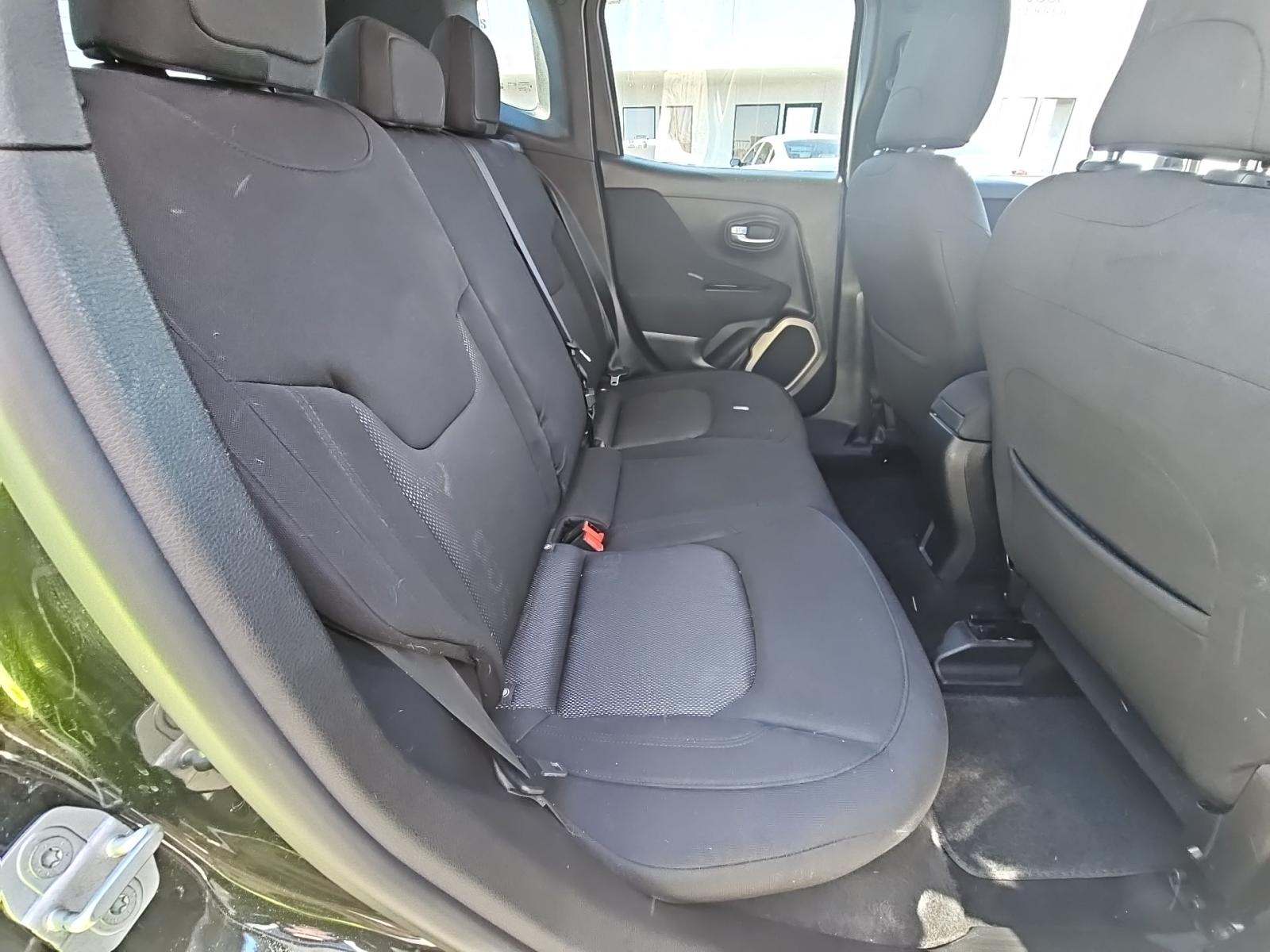 2017 Jeep Renegade Latitude FWD