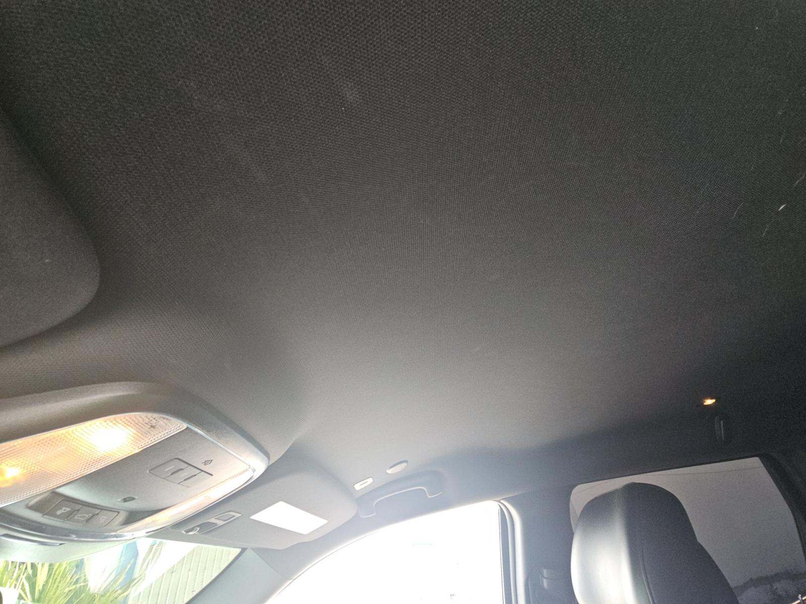 JEEP LAREDO ALTITUDE EDITION - 7