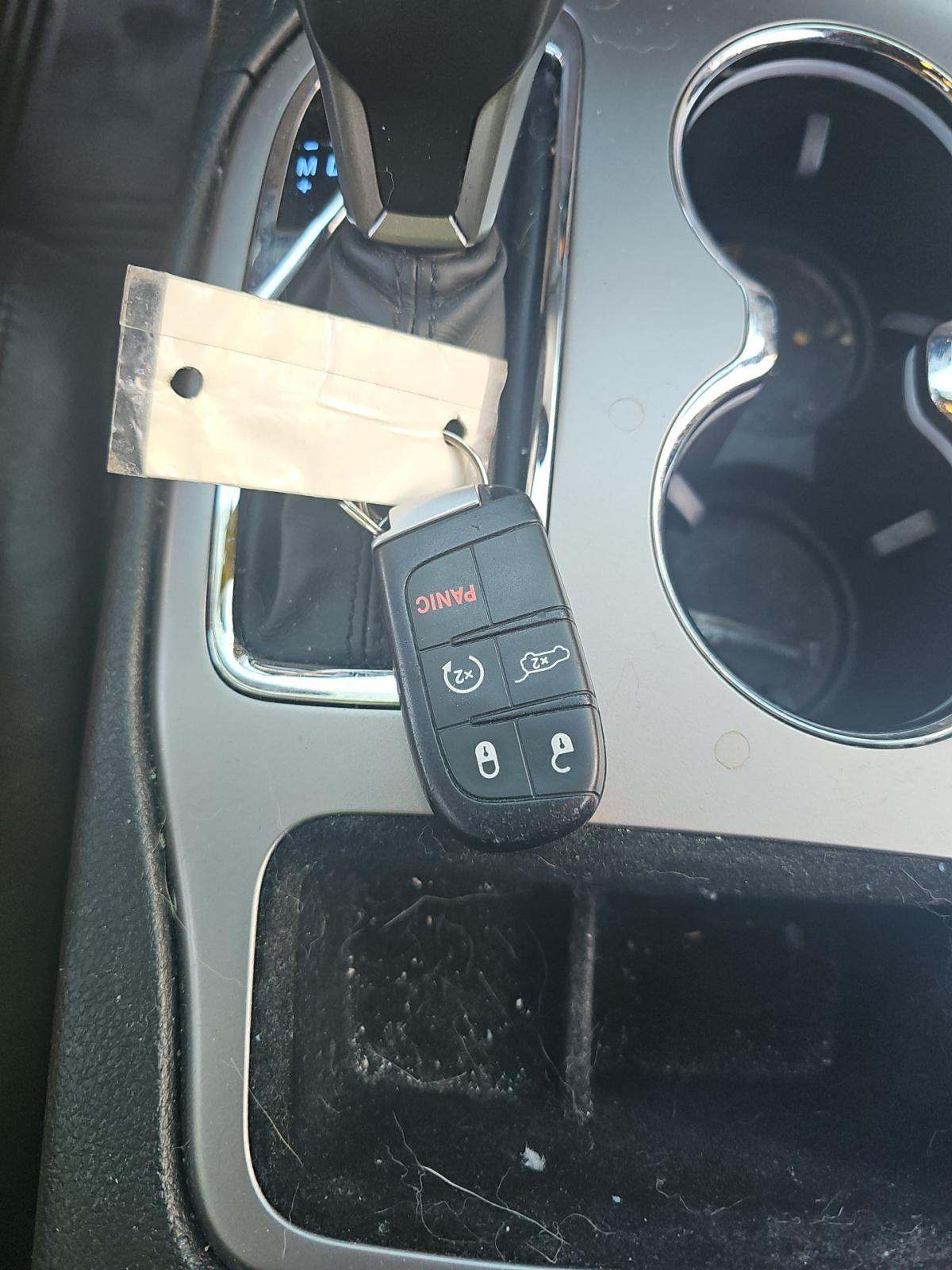 JEEP LAREDO ALTITUDE EDITION - 4