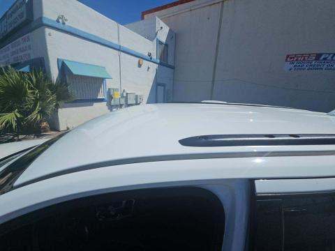 JEEP LAREDO ALTITUDE EDITION - 8